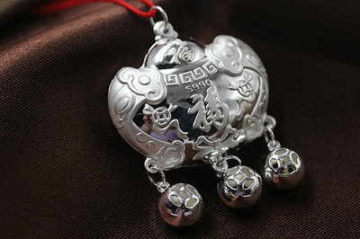 990純銀 小孩兒童嬰兒寶寶銀鎖長命鎖 無銅珠 銀飾品批發(fā) - 990純銀 小孩兒童嬰兒寶寶銀鎖長命鎖 無銅珠 銀飾品批發(fā)廠家 - 990純銀 小孩兒童嬰兒寶寶銀鎖長命鎖 無銅珠 銀飾品批發(fā)價(jià)格 - 福建省龍鳳祥珠寶 - 